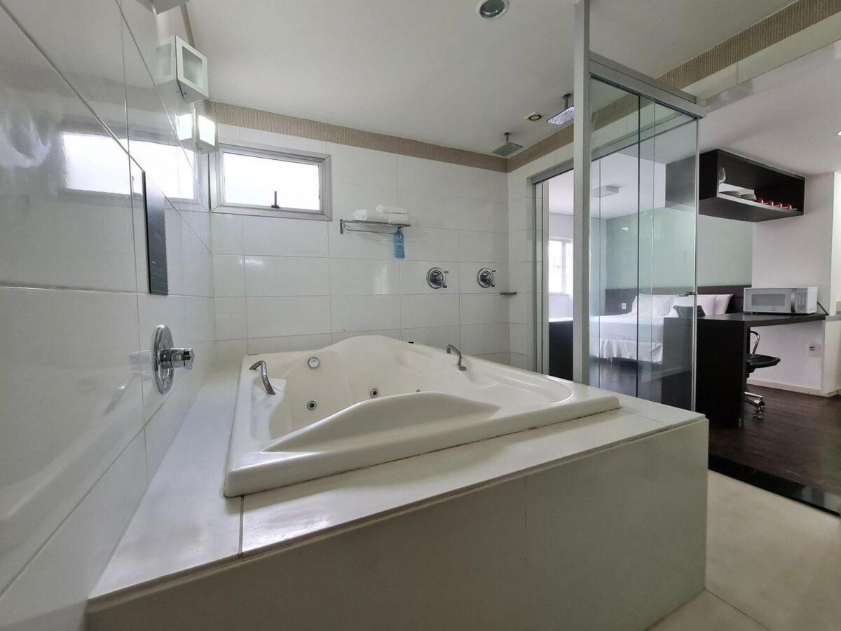 Flat Com Jacuzzi Na Lagoa Da Pampulha Belo Horizonte Exterior photo